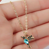 Collar con un colibrí de circonita y esmalte
