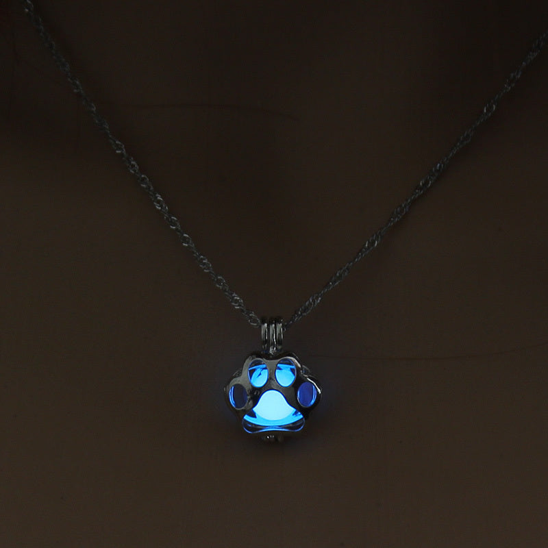 Collar Glowing Paw: colgante con forma de animal con efecto luminoso nocturno