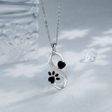 Collar «Amor infinito» con corazón y patita