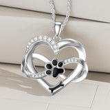 Collar Infinity con corazón y huellas de patas, de plata: joya con motivos animales simbólicos