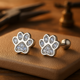 Pendientes de plata de ley con huellas de patas y adornos de cristal
