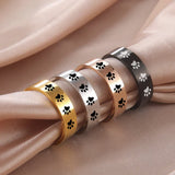 Anillo con forma de pata de acero inoxidable: una joya simbólica para los amantes de los animales