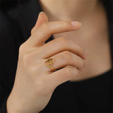 Anillo Corazón con Diseño de Perro en Acero Inoxidable – Elegante y Duradero