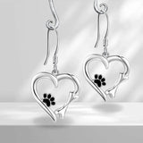 Pendientes en forma de corazón con huellas de patas: joyas de plata con un toque divertido