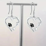 Pendientes en forma de corazón con huellas de patas: joyas de plata con un toque divertido