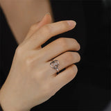 Anillo Corazón con Diseño de Perro en Acero Inoxidable – Elegante y Duradero