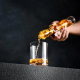 Botella de whisky - Edición Set Fusil con Vasos